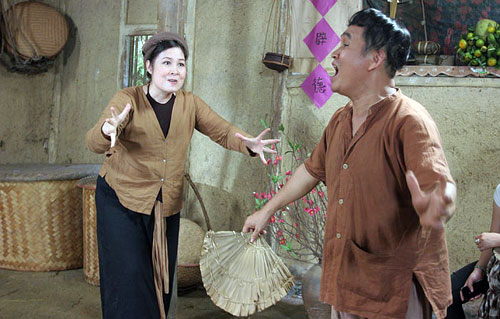 Hai tet Xuan Hinh - Hong Van 2013