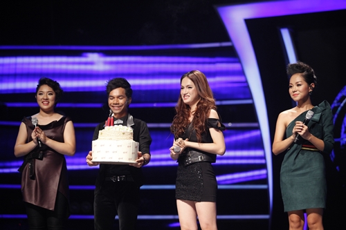 Truong quay Vietnam Idol Dem hat doi \