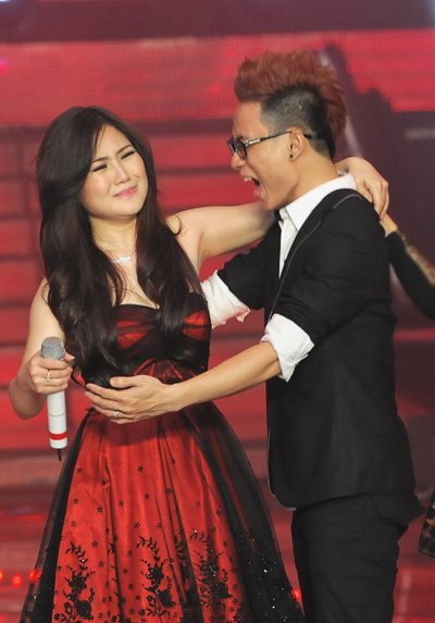 Chung ket Giong hat Viet: Co ca Huong Tram va Dinh Huong