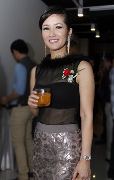 Huong Giang Idol du tiec mung giam khao My Tam