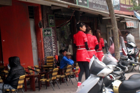 Muon van kieu lam them ngay Tet cua sinh vien