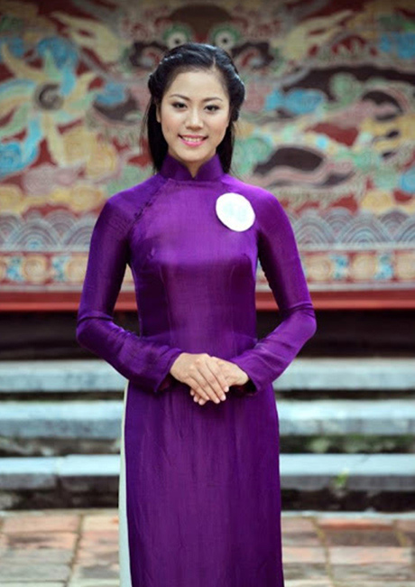 Hoa khoi sinh vien len tieng ve cam thi “nguoi dep”