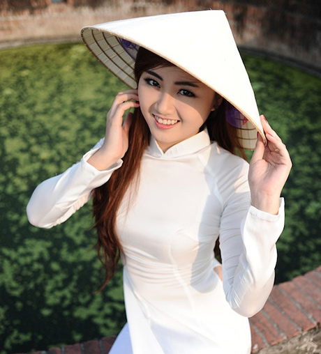 Hoa khoi sinh vien len tieng ve cam thi “nguoi dep”