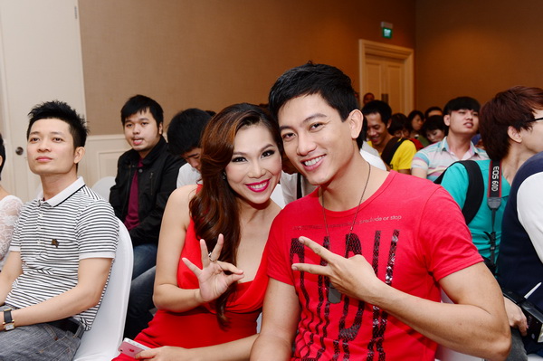 Cap doi hoan hao 2013 co gi hot?