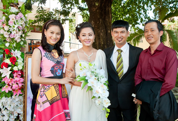 Hoai Linh lam ong chong nhat gan