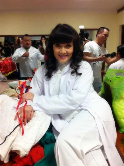 Thuy Nga hoa than lien tuc trong Gala Cuoi 2013