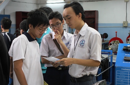 Học sinh nên xem xét lại năng lực Trang Chủ Nhà Cái King.Com Chính Thức thực của mình trước khi nộp đơn thi đại học