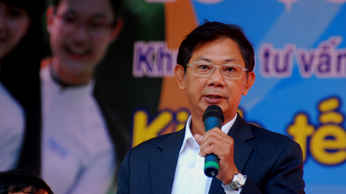 Tu van tuyen sinh tai Dak Lak: Khoi nganh kinh te \'giam nhiet\'