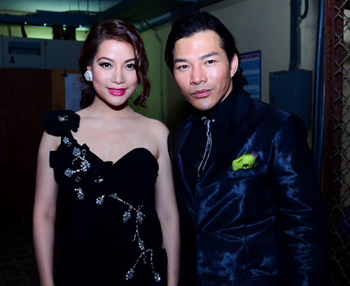Bui Anh Tuan va Huong Tram chinh thuc cong khai chuyen tinh cam?