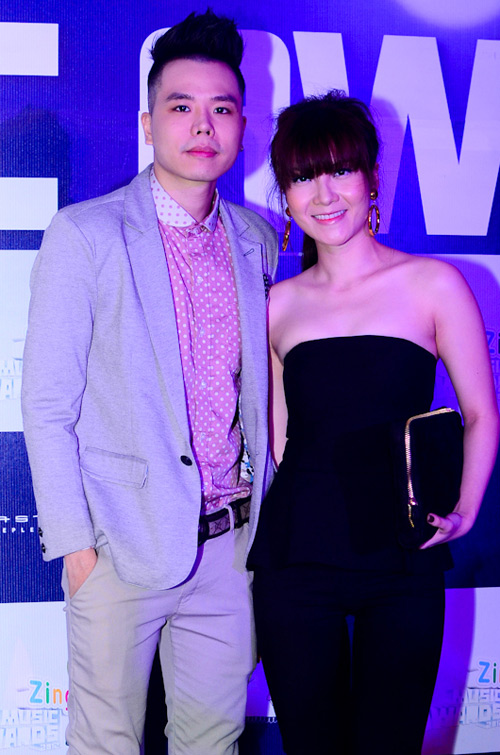 Bui Anh Tuan va Huong Tram chinh thuc cong khai chuyen tinh cam?