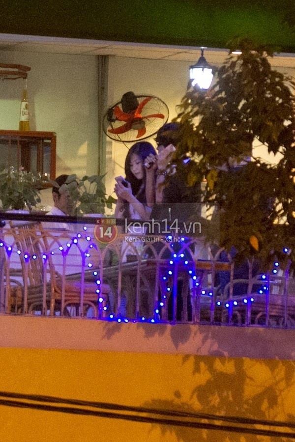 Bùi Anh Tuấn và Hương Tràm lại bị bắt gặp đang hẹn hò 4