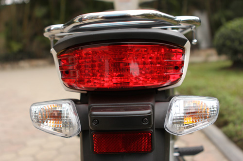 Gia xe Honda Super Cub 2013 hon 100 trieu dong