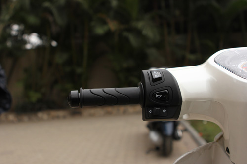 Gia xe Honda Super Cub 2013 hon 100 trieu dong