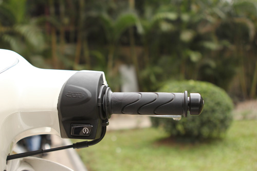 Gia xe Honda Super Cub 2013 hon 100 trieu dong