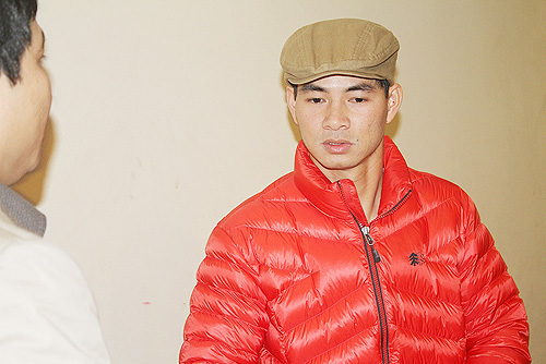 Anh hau truong Cong Ly gia gai rat giong Long Nhat