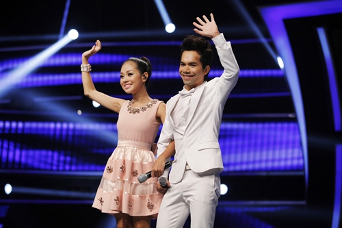 Chung ket Vietnam Idol 2012: YaSuy bat ngo \'danh bai\' Hoang Quyen