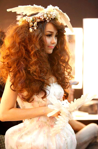 "Bé Heo" khoe bức ảnh xinh như một nàng công chúa.