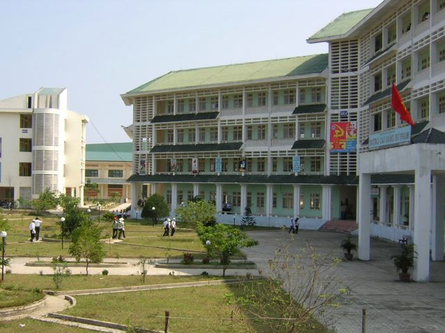 Chi tieu tuyen sinh Dai hoc Quang Nam nam 2013