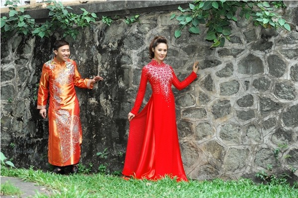 Trấn Thành, Thanh Thúy nhắng nhít đón Tết 11