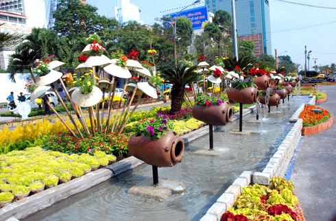 Duong hoa Nguyen Hue 2013: Ky niem 10 nam mot net van hoa Tet cua Sai Gon
