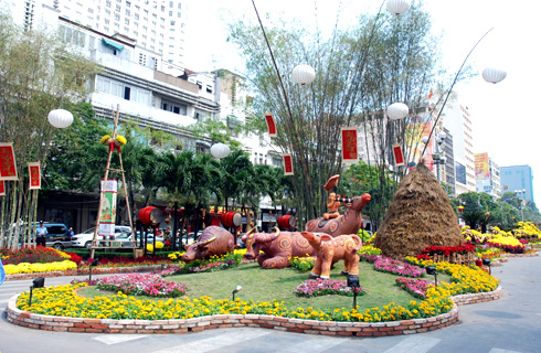 Duong hoa Nguyen Hue 2013: Ky niem 10 nam mot net van hoa Tet cua Sai Gon