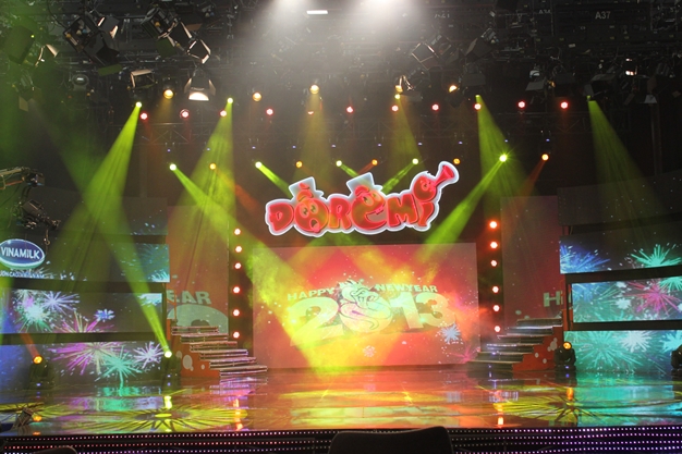 Gala Tet Do Re Mi 2013: He lo anh hau truong ghi hinh