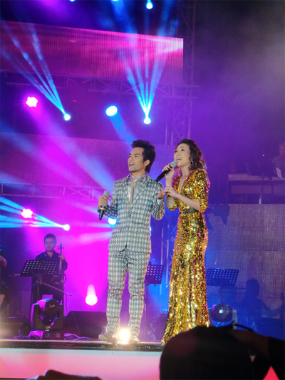 Mỹ Tâm song ca với Ya Suy