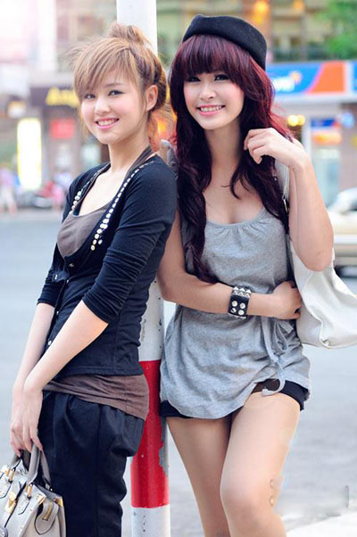 Nữ ca sĩ Đông Nhi khoe ảnh