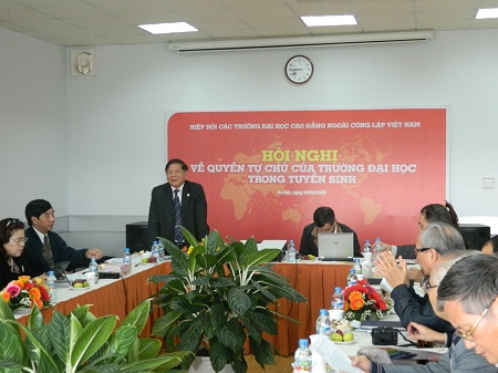 Các trường NCL lại họp nóng để bàn kiến nghị Bộ GD-ĐT công tác 88Kinh tải ứng dụng về điện thoại 2013.