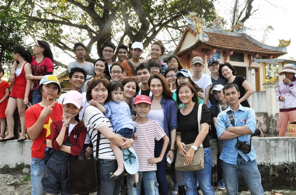 My Tam nhay mua cung ba con ngheo Quang Nam