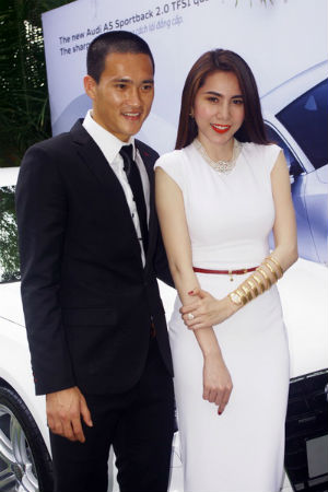 Qua tang hinh ran cuc doc danh tang cho nguoi yeu