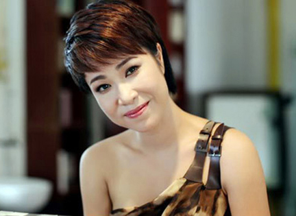 Uyên Linh từng nhận giải thưởng với