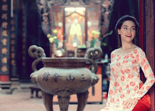 Ha Ho - Ha Tang: Sac dep ke giu nguoi buong
