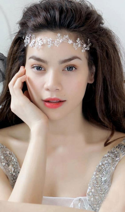Ho Ngoc Ha va tuyet chieu giu vi tri Nu hoang giai tri Viet