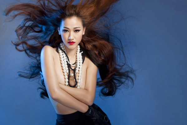 Bảo Anh tham gia 