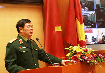 Thong tin tuyen sinh truong quan doi 2013: So tuyen chat che, tang cuong chong tieu cuc