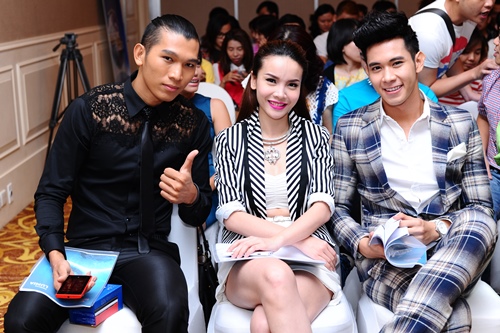 Buoc nhay hoan vu 2013 ra mat hoanh trang