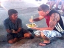 10 ảnh hot trong ngày trên Facebook ngày 7/03/2013