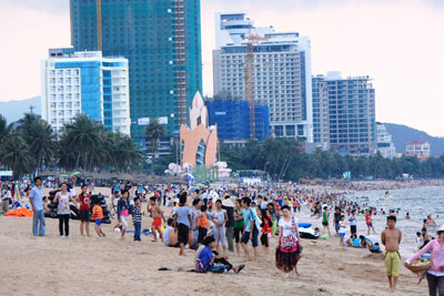 Lich nghi 30/4 nam 2013
