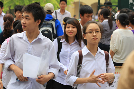 Lich thi vao lop 10 nam 2013 tai Ha Noi