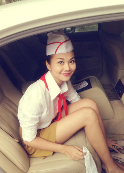 cuối tuần mẹ chở đi sinh hoạt cùng các bạn