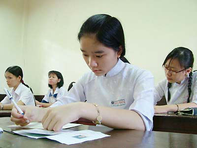 Tay Ninh bat ngo voi 14 bai thi hoc sinh gioi tinh bi diem 0