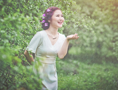 Huong Tram bac bo tin don phau thuat tham my
