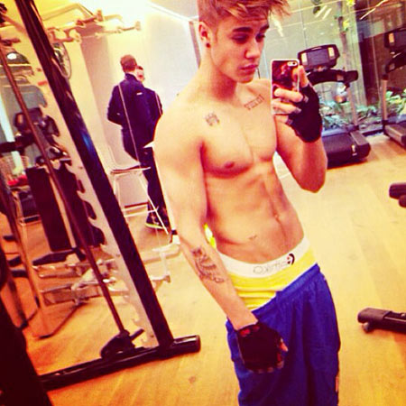 Justun Bieber lại khoe ảnh