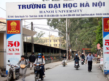 Ty le choi Dai Hoc Ha Noi nam 2014
