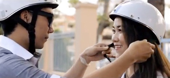 Phát ‘sốt’ với clip chuyện tình yêu của chàng sinh viên nghèo