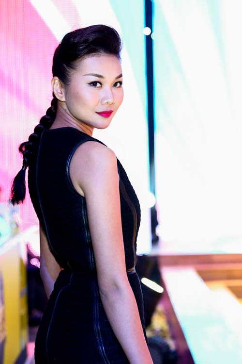 Thanh Hang sieu ngau di xem Buoc nhay hoan vu