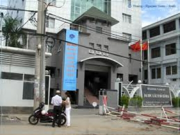 Dai Hoc Luat TPHCM: Nganh quan tri luat co ti le choi cao nhat