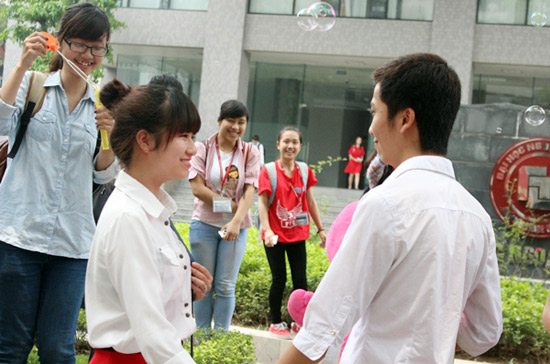 Ấn tượng những màn tỏ tình made by sinh viên