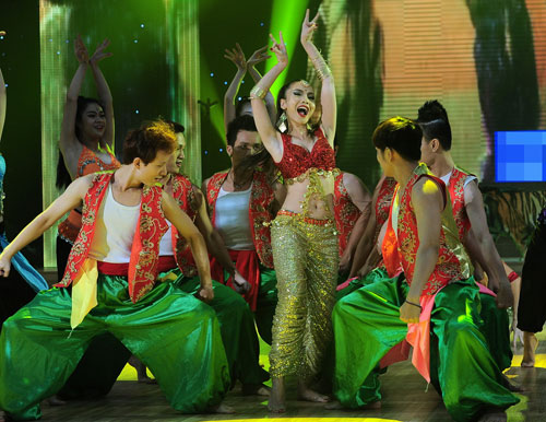 Lý giải “chiêu thức” của Yến Trang tại BNHV - 8
